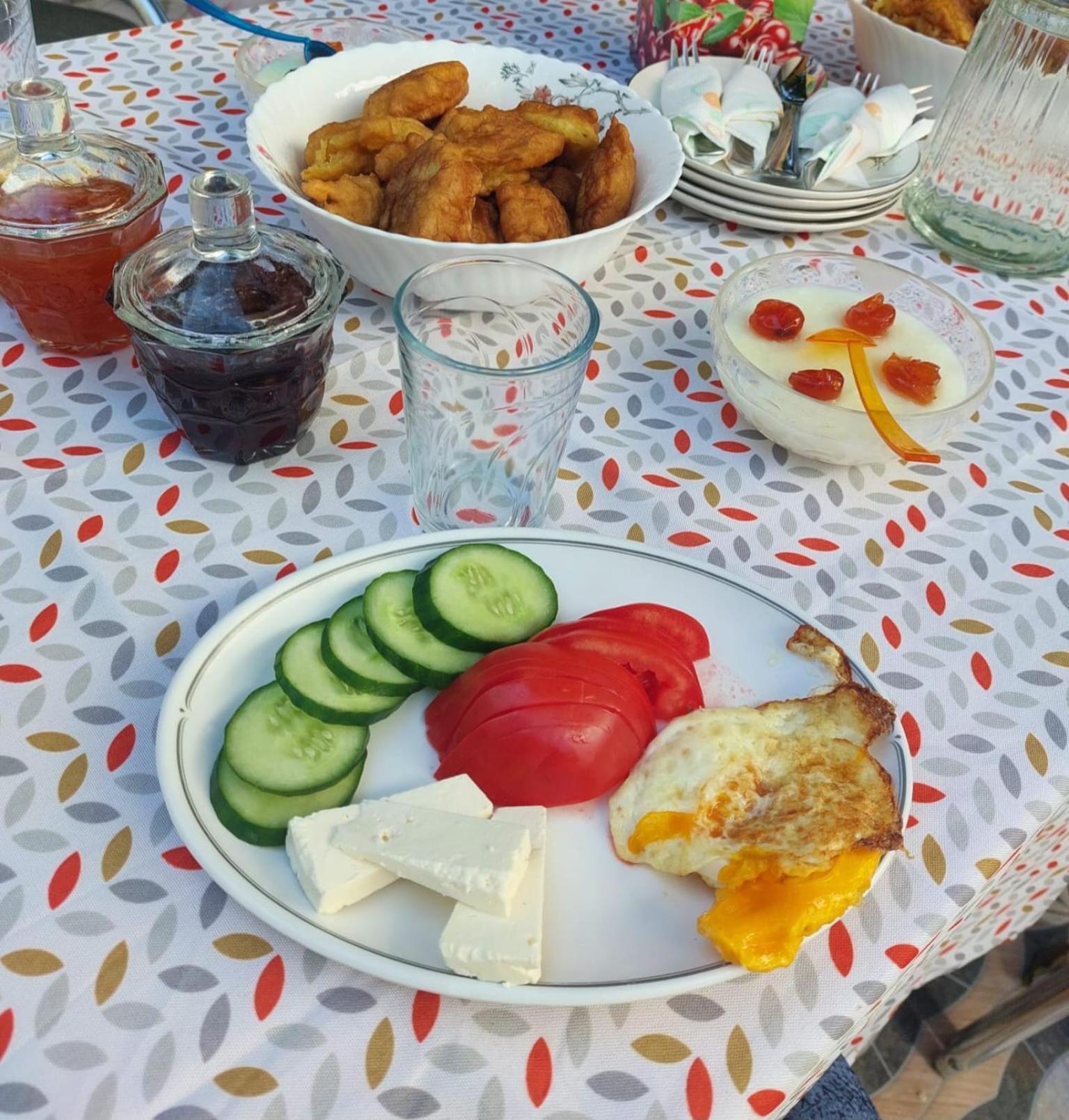 Ferienwohnung Gast Haus Bojaxhiu Berat Exterior foto