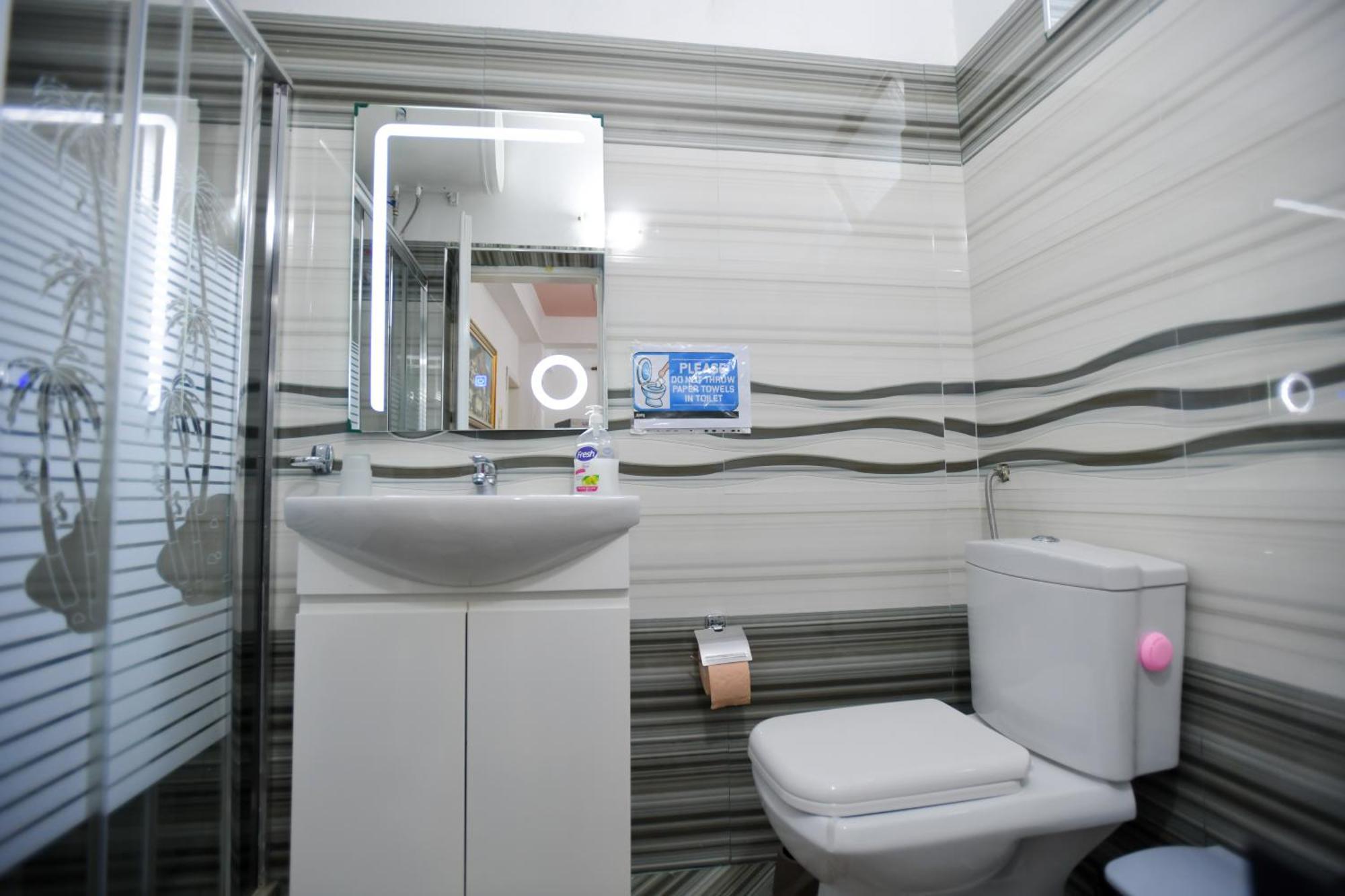 Ferienwohnung Gast Haus Bojaxhiu Berat Exterior foto